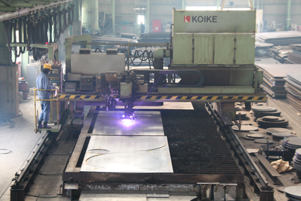 Plasma cutting machine